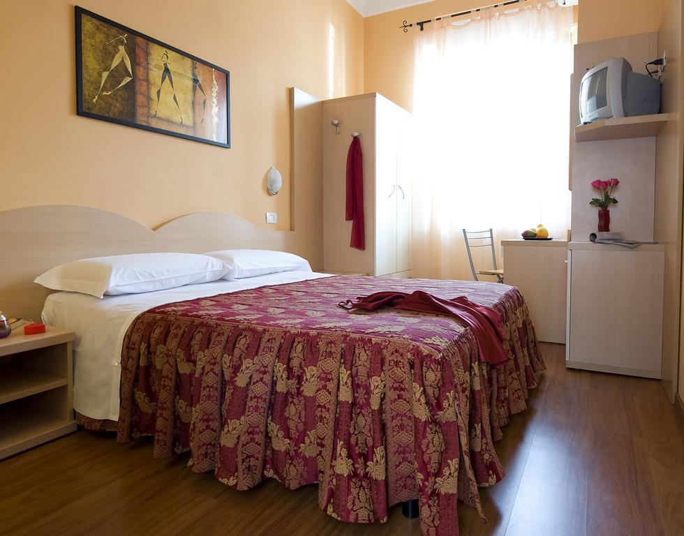 Hotel Sabatino Milan Bagian luar foto