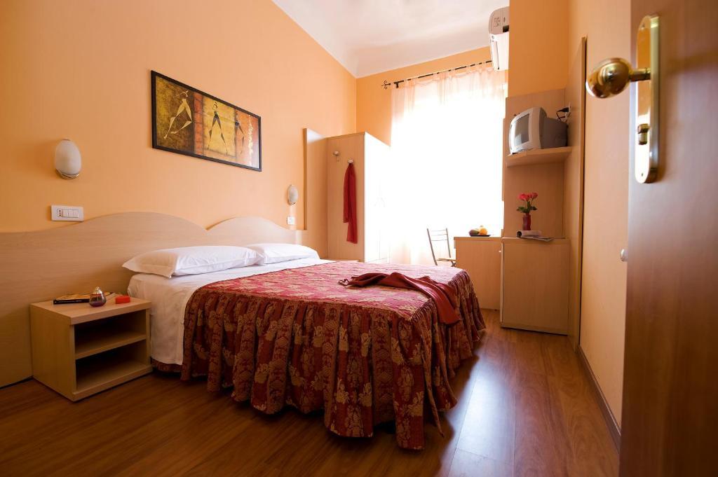 Hotel Sabatino Milan Ruang foto